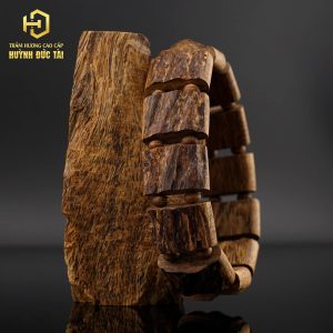 Lắc Tay Pursat Bì Dầu Đỏ Nu Bông