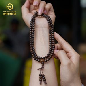 Vòng Tay Trầm Hương 108 6Li Hạt Chìm Nước Phôi Loại 1 Cao Cấp