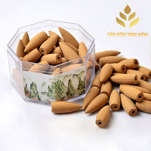 nu-tram-huong-